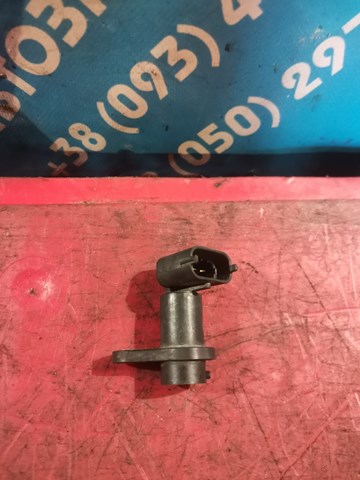 Датчик положения распредвала Опель Астра F