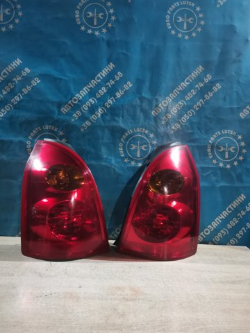 Задняя левая фара 26555AU400 NISSAN
