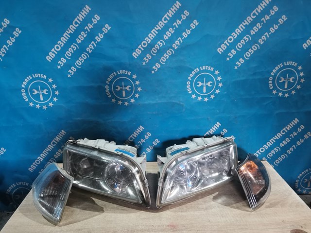 Основная фара - вставка 30899683 VOLVO