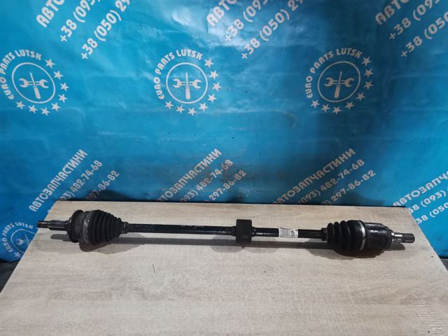 Ось передняя 4410168L02 SUZUKI