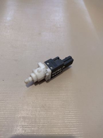 FIAT 46840510 Датчик стоп сигнала в наличии Киев