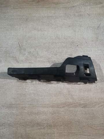 Кронштейн бампера переднего, правый 4M5117E856AC FORD