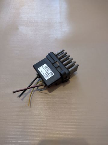 Резистор отопителя 6G9T19E624AD FORD