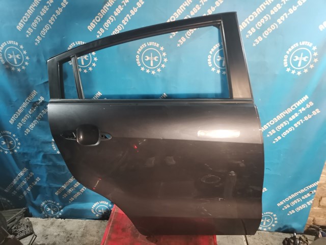 Дверь пассажирская задняя правая 770041W010 HYUNDAI