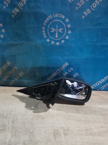 Зеркало заднего вида правое 7701068385 RENAULT