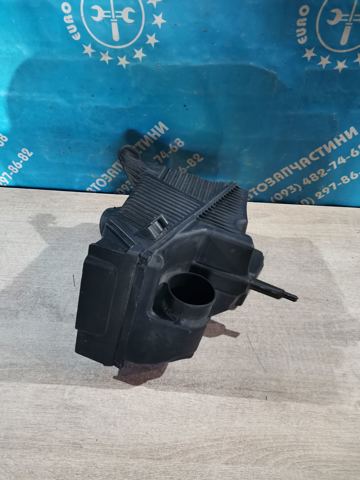  Корпус воздушного фильтра 8200176558 RENAULT
