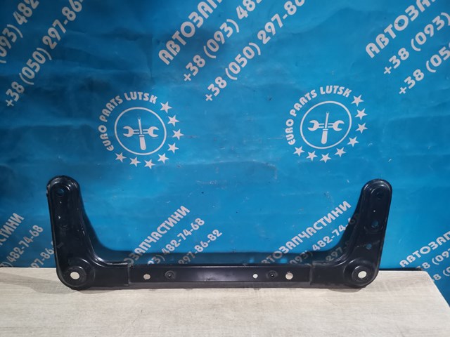 Усилитель переднего подрамника 8200860101 RENAULT