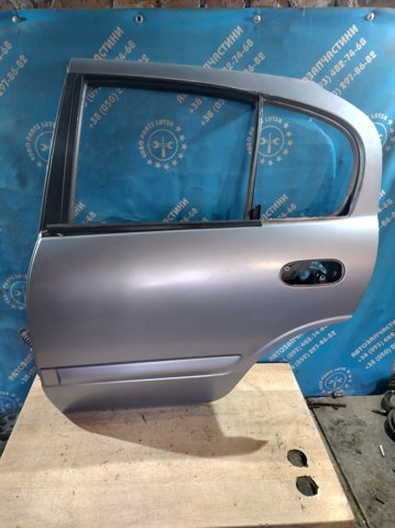 Дверь пассажирская задняя левая 821015M431 NISSAN