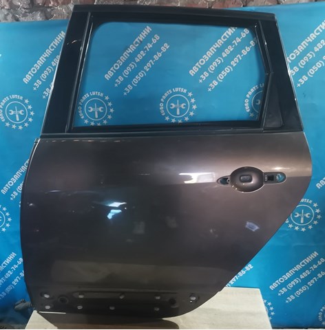 Дверь пассажирская задняя левая 821017991R RENAULT