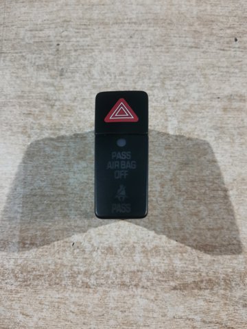 Кнопка аварийной сигнализации 96551005 GM