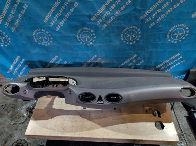 Панель салона передняя "торпедо" A16868097877F34 MERCEDES