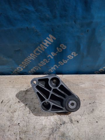 Крепление подушки коробки передач AV616P093NA FORD