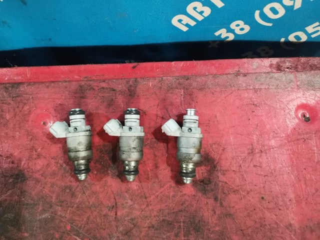 Топливные форсунки MR988977 MITSUBISHI
