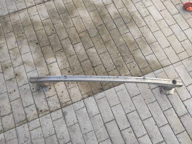 756100011R Панель багажного отсека задняя купить Украина