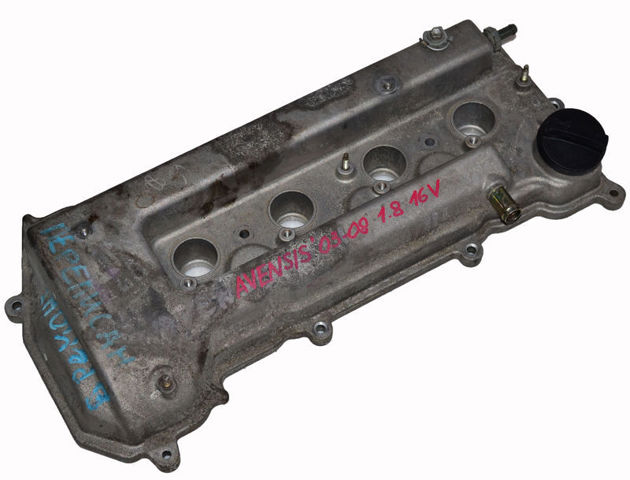 Крышка клапанов 112010D020 TOYOTA