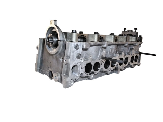 Головка цилиндров 400E4U2714 HYUNDAI