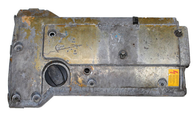 Крышка двигателя A1110100530 MERCEDES