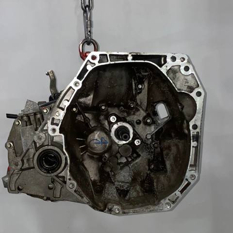 Коробка передач в сборе с главной передачей и дифференциалом JR5318 NISSAN