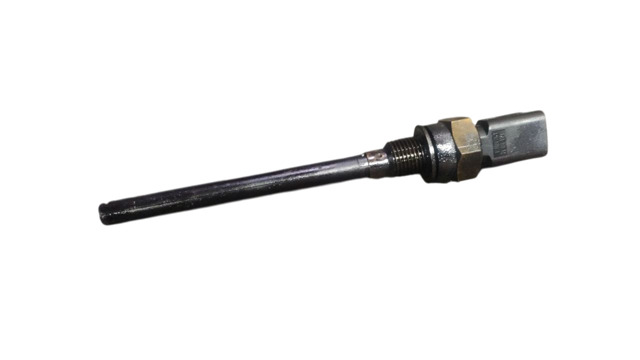 Термодатчик масла двигателя LR001368 LAND ROVER