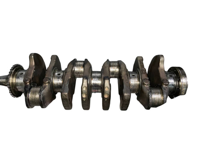 Коленвал двигателя R2AA11300A MAZDA