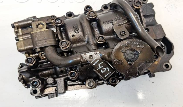 Помпа масляная 03G103537B VAG
