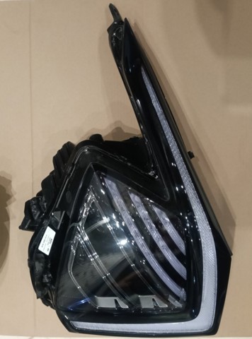92102R2100 HYUNDAI Фара правая купить в Полтава