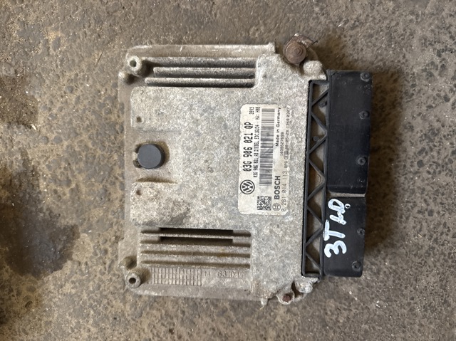 Мозги двигателя 03G906021QP VAG