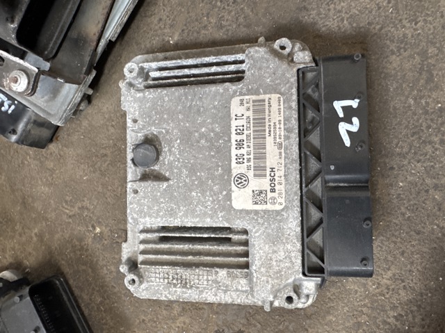 Модуль управления двигателем 03G906021TC VAG