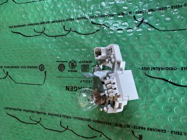 3T5945259 VAG Плата заднего фонаря контактная купить в Винница