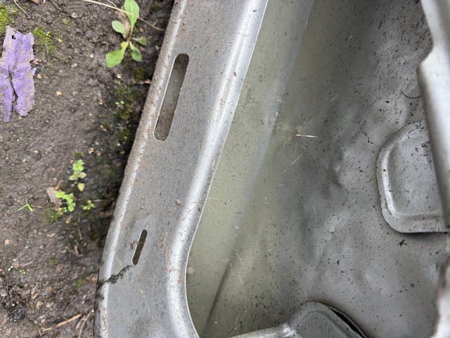 VAG 565827025C Крышка багажника в наличии Запорожье
