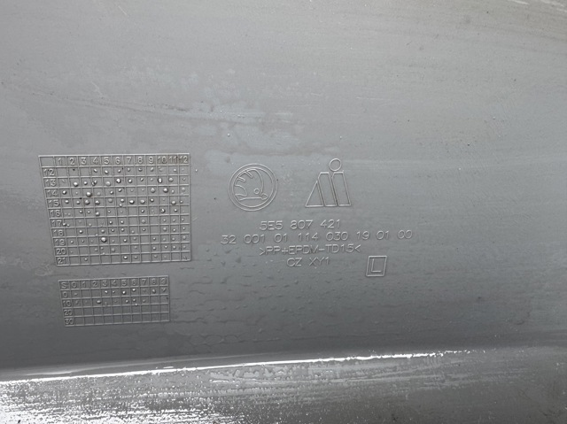 Бампер задний 5E5807421 VAG