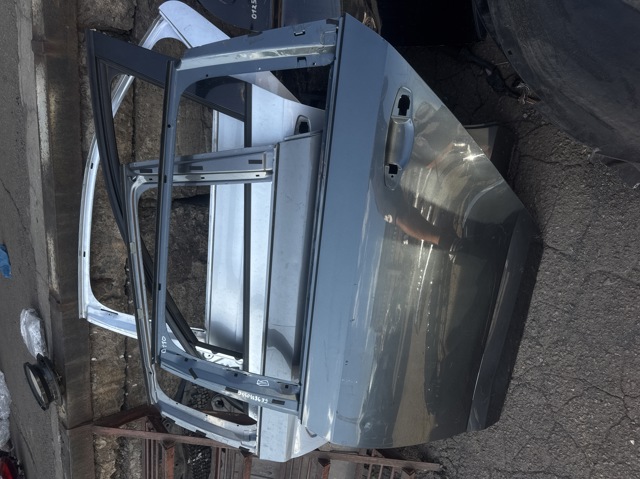 5E9833055C VAG Дверь задняя левая купить в Павлоград