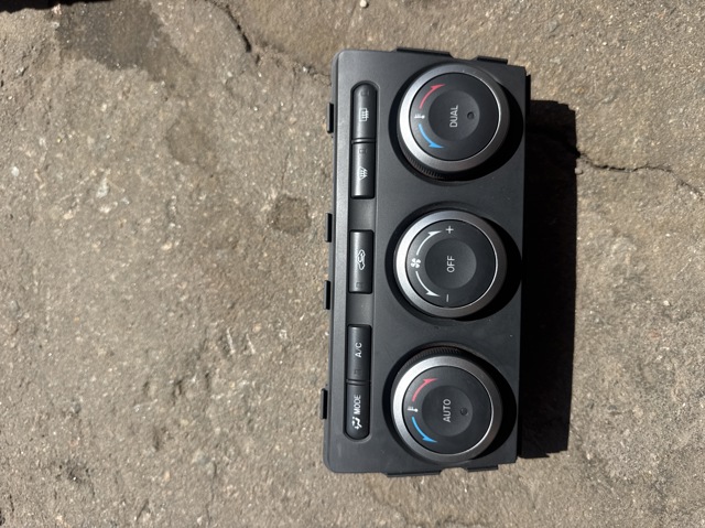 Блок управления режимов отопления GAM761190B MAZDA