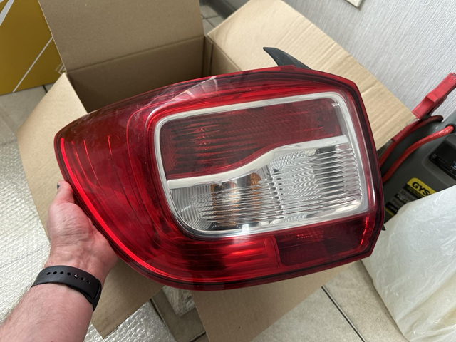 265556233R RENAULT Фонарь задний левый купить в Тернополь