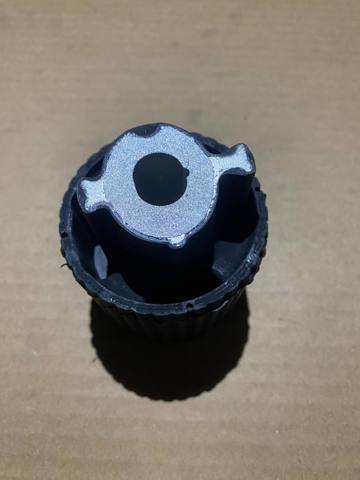 33316797238 BMW Сайлентблок задней балки (подрамника) купить в Запорожье