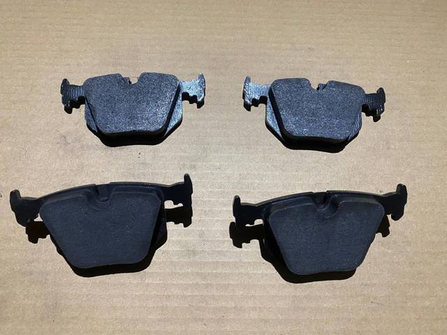 Колодки дисковые  34216761248 BMW
