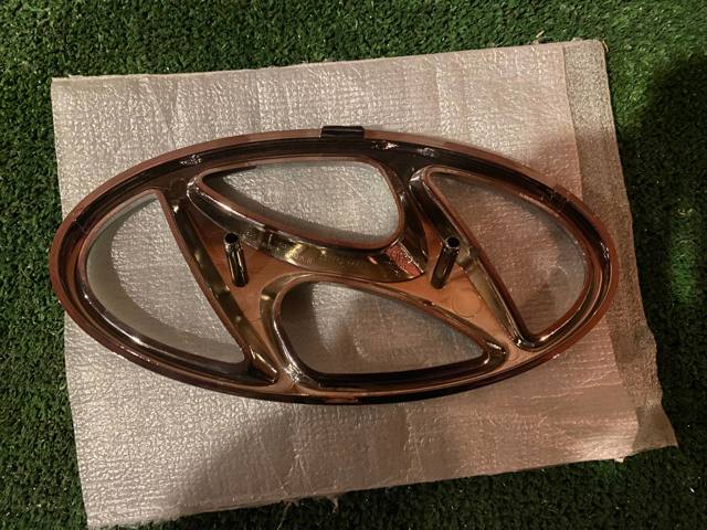 86300C1100 HYUNDAI Эмблема решетки радиатора купить в Украина