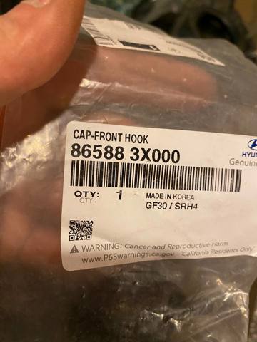 Заглушка бампера буксировочного крюка 865883X000 HYUNDAI