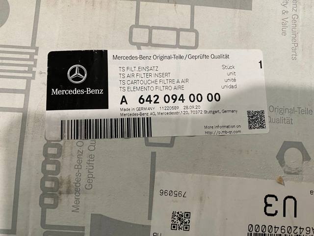 Воздушный фильтр A6420940000 MERCEDES
