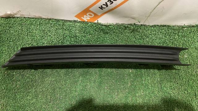 KB8B50C11C MAZDA Решетка бампера переднего правая купить в Полтава