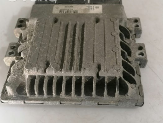 237105093R RENAULT Модуль управления (ЭБУ) двигателем купить в Ужгород