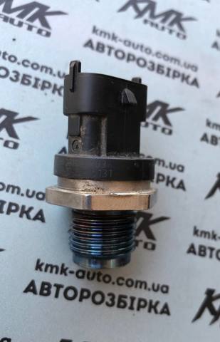 0281002903 BOSCH Датчик давления топлива купить в Киев