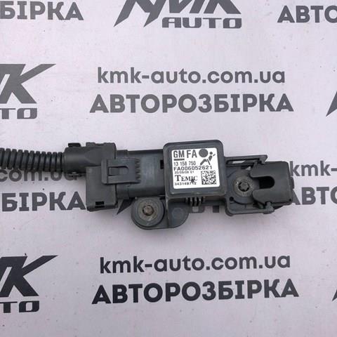 Датчик Эйрбэг передний 13158750 GM