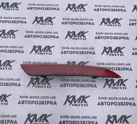 Правый катафот заднего бампера 13262018 GM