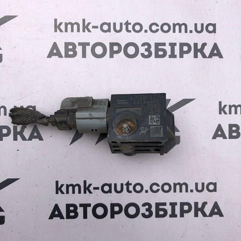 Датчик Эйрбэг передний 13502577 GM