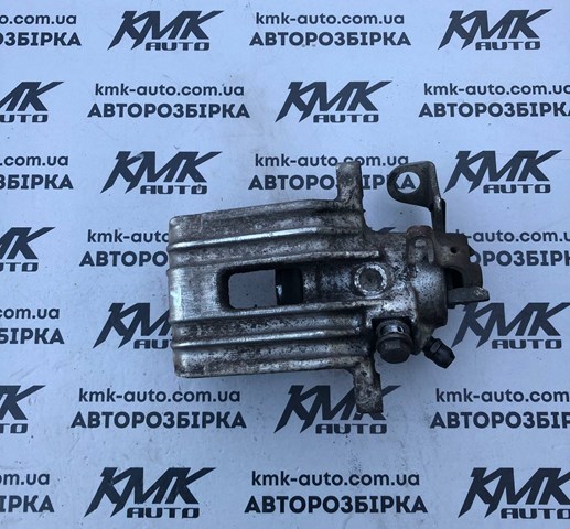 Суппорт тормозной задний правый Volkswagen Bora