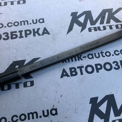 VAG 1J1955409A Рычаг-поводок стеклоочистителя лобового стекла в наличии Полтава