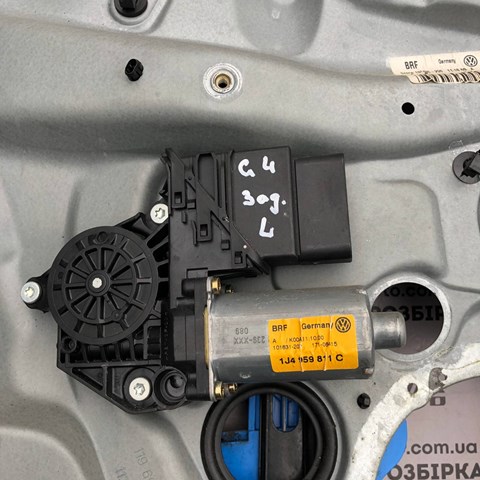 VAG 1J4959811C Мотор стеклоподъемника двери задней левой в наличии Украина