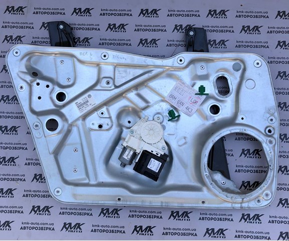 Мотор стеклоподъемника двери передней, правой 1K0959792J VAG