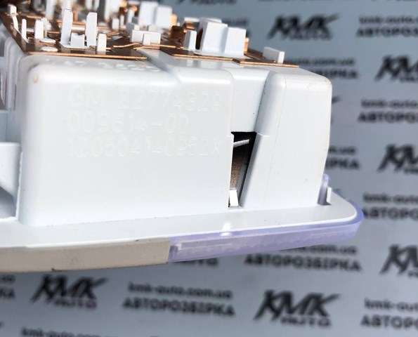 GM 22774329 Плафон освещения салона (кабины) задний в наличии Чернигов